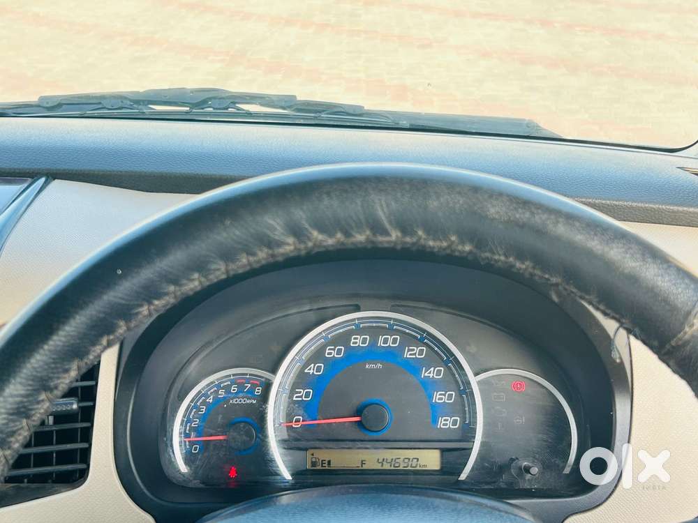 Maruti Suzuki Wagon R Vxi 1.0, 2018, Petrol