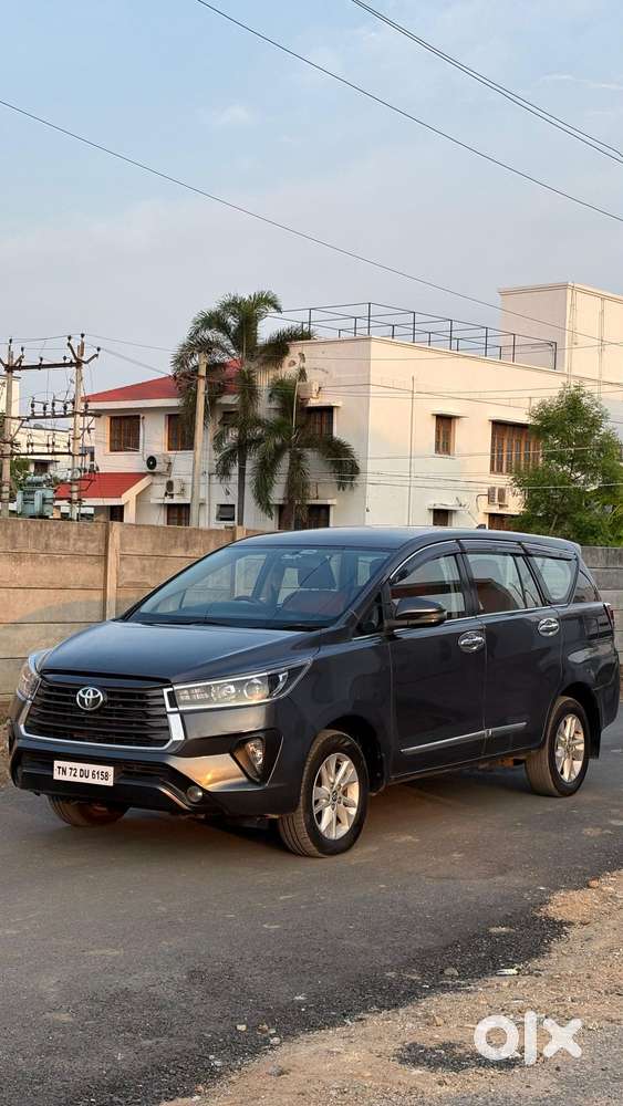 Toyota Innova Crysta 2.4 V 7 Str, 2016, Diesel