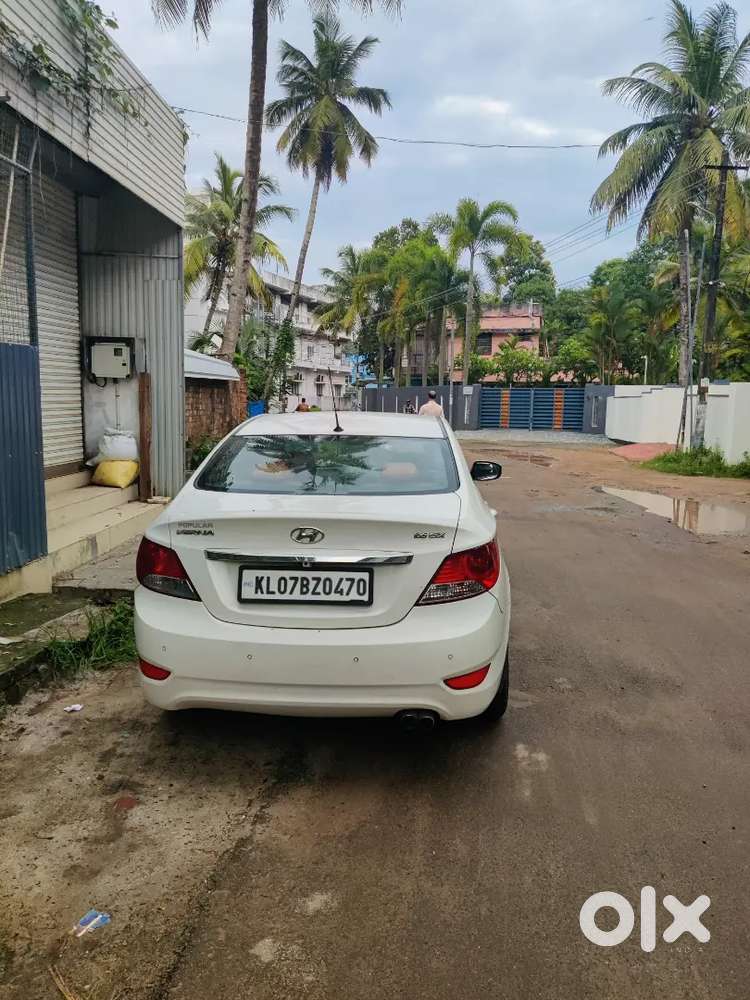 Hyundai Verna Crdi 2013 Diesel Manual