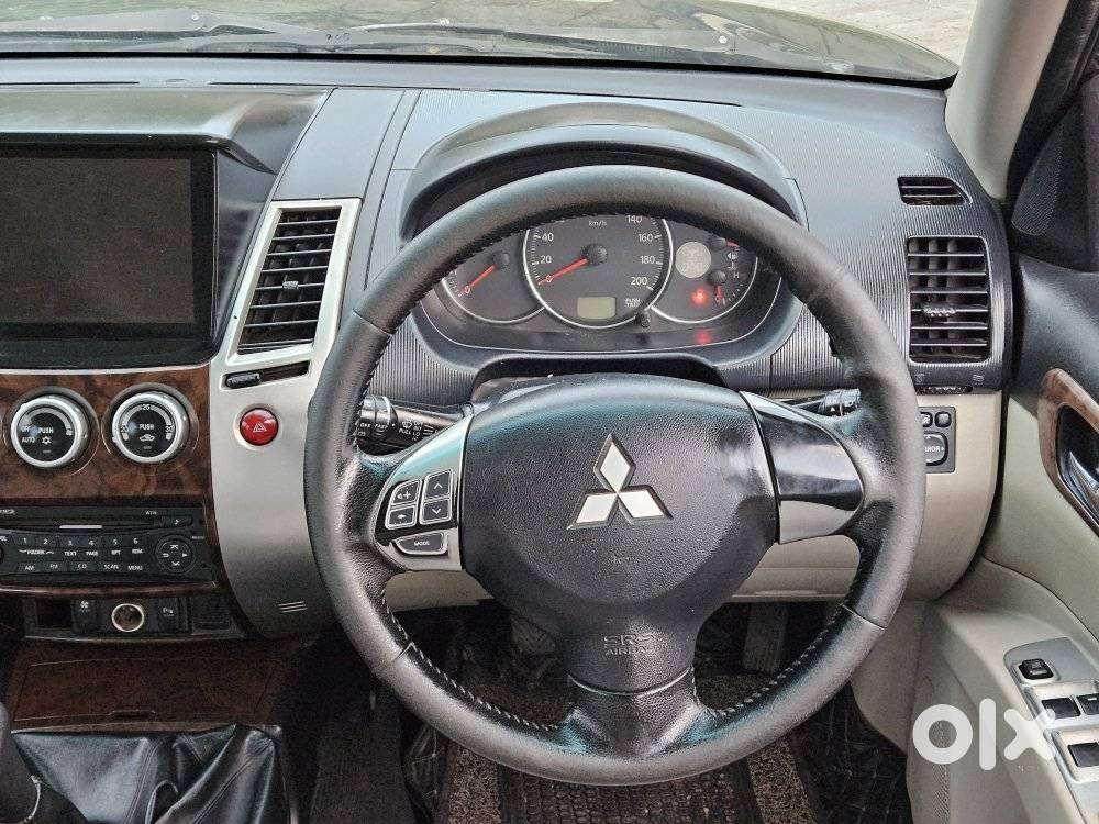 Mitsubishi Pajero Sport 2.5 Manual, 2012, Diesel