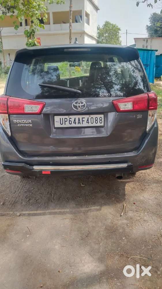 Toyota Innova Crysta 2018 Diesel Well Maintained