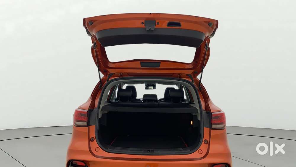 Mg Astor 1.5 Savvy Cvt S Red, 2021, Petrol