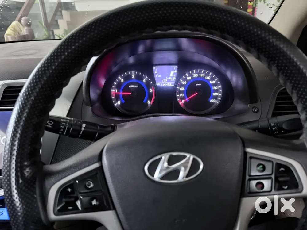 Hyundai Fluidic Verna 2013