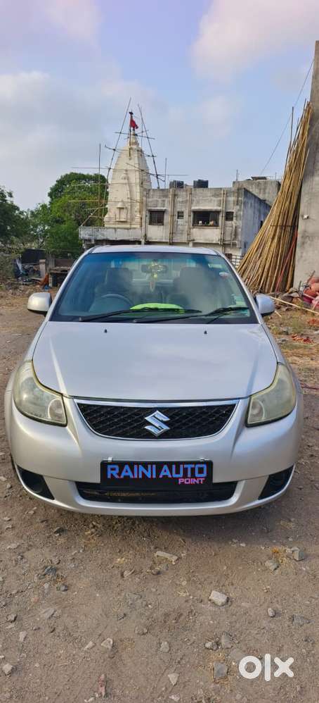 Maruti Suzuki Sx4 Vxi Bsiv, 2011, Cng & Hybrids