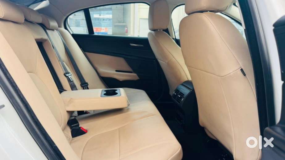 Jaguar Xe Pure, 2017, Diesel