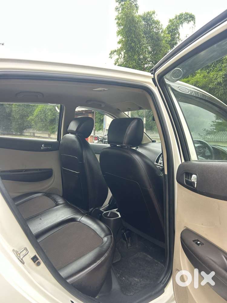 Hyundai I20 1.2 Sportz Option, 2012, Petrol