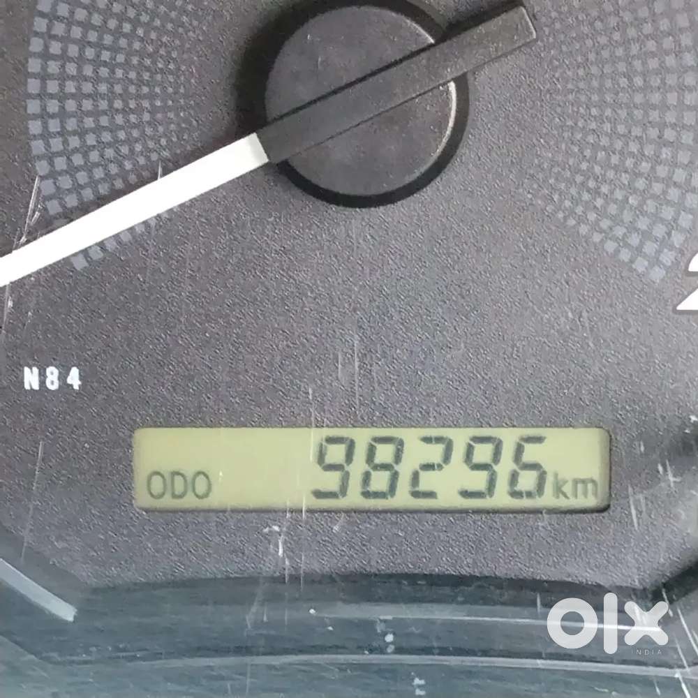 Toyota Innova 2015 Diesel 98500 Km Driven,original Kerala