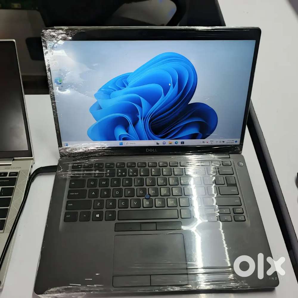 Dell laptop 7400 core i5 8 generation 8GB RAM 256 SSD