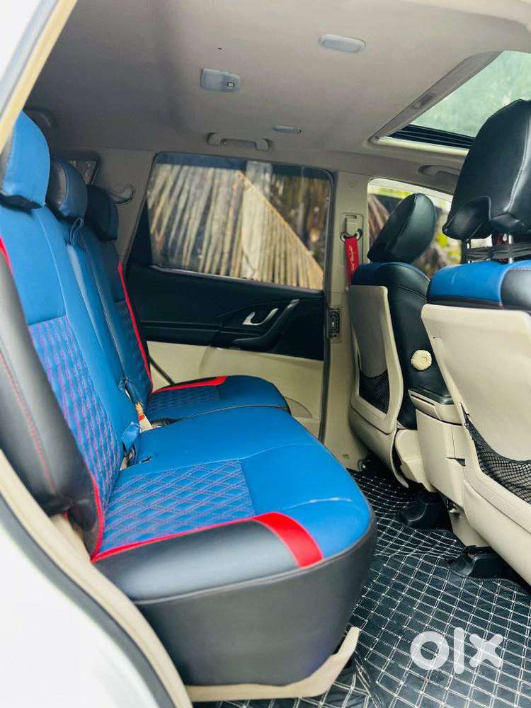 Mahindra Xuv500 2.2 W10, 2015, Diesel