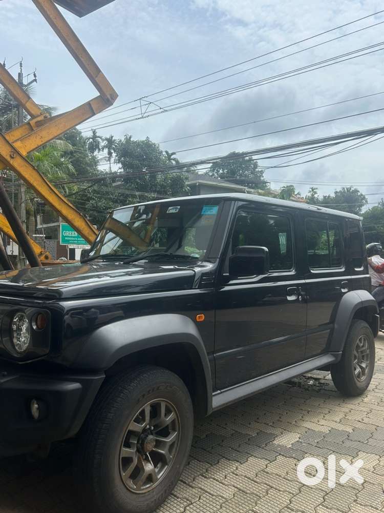Maruti Suzuki Invicto Zeta 5 Km Driven