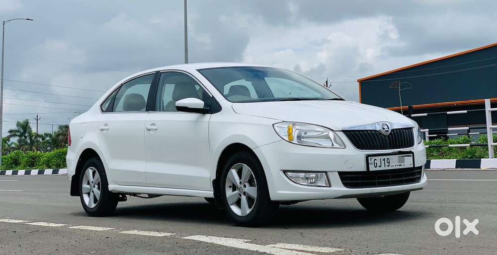 Skoda Rapid Ambition 1.6 Tdi Cr Manual Plus, 2016, Diesel