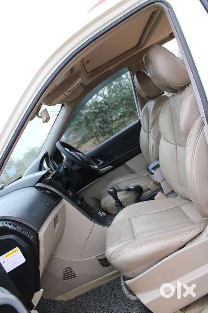 Mahindra Xuv500 2.2 W10 Sportz Edition Mt, 2017, Diesel