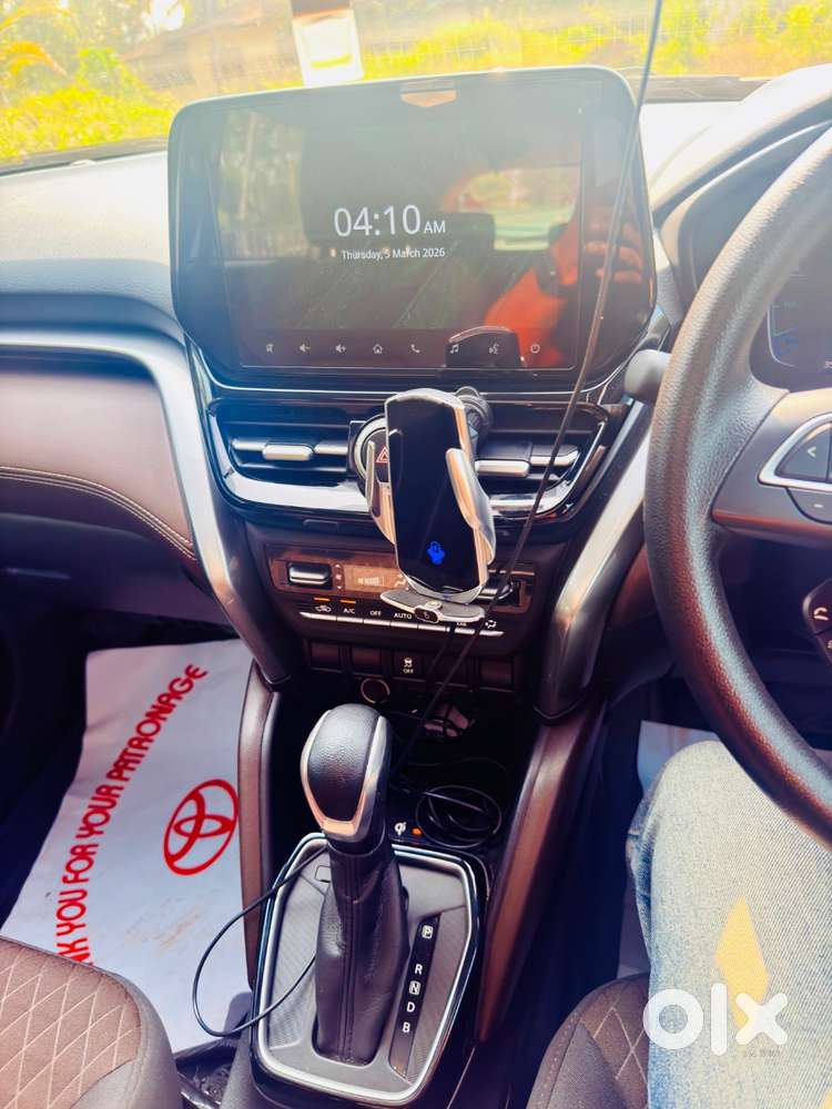 Toyota Urban Cruiser Hyryder 2024 Petrol Well Maintained