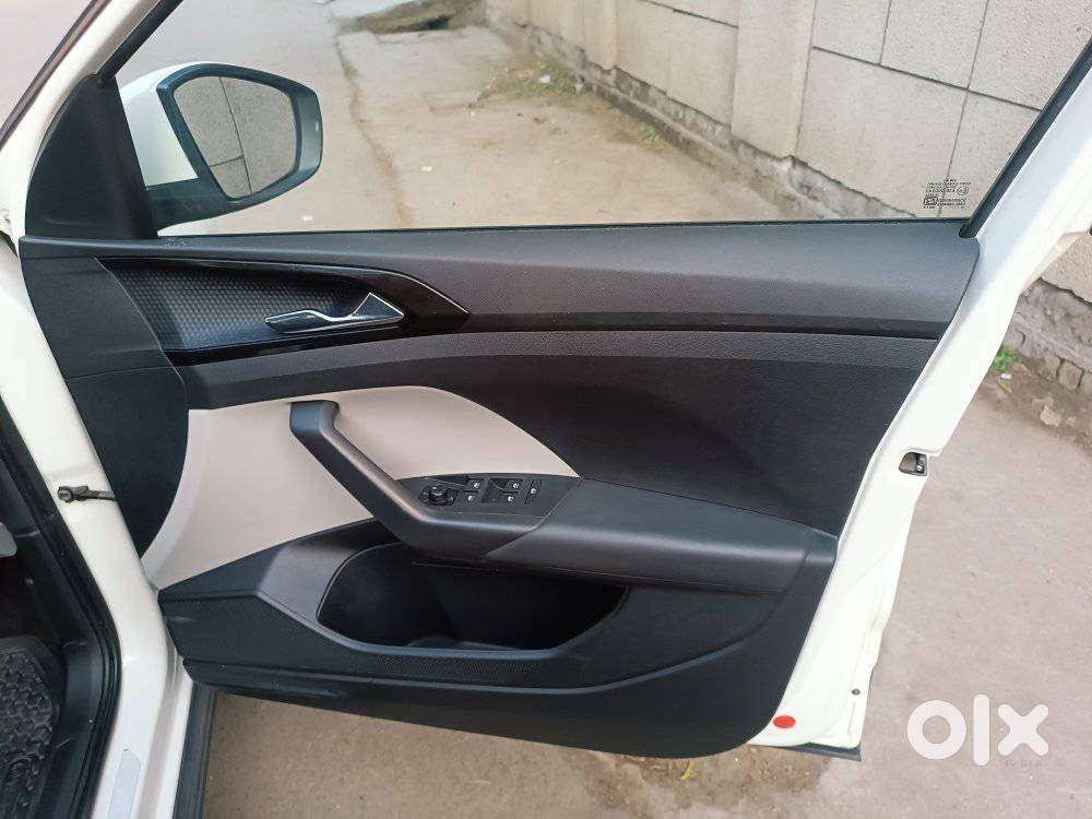 Skoda Kushaq 1.0 Tsi Style At, 2022, Petrol