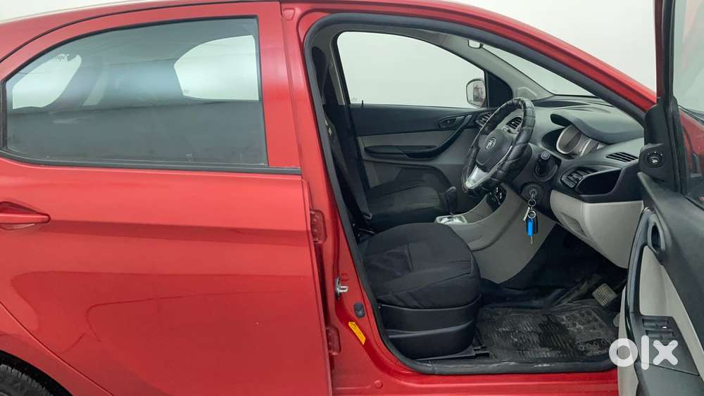Tata Tiago 1.2 Revotron Xta, 2017, Petrol