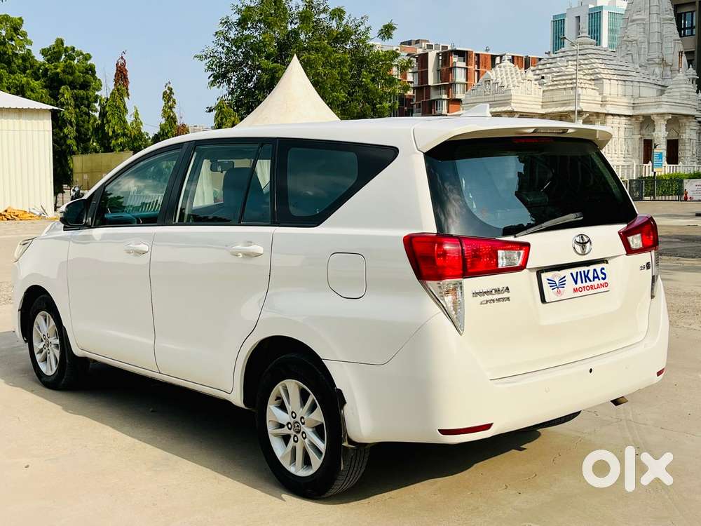 Toyota Innova Crysta [ ] 2.4 Gx At 7 Str, 2017, Diesel