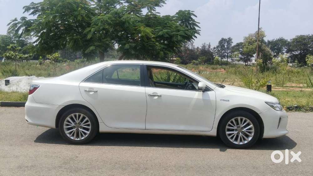 Toyota Camry Hybrid, 2016, Electric