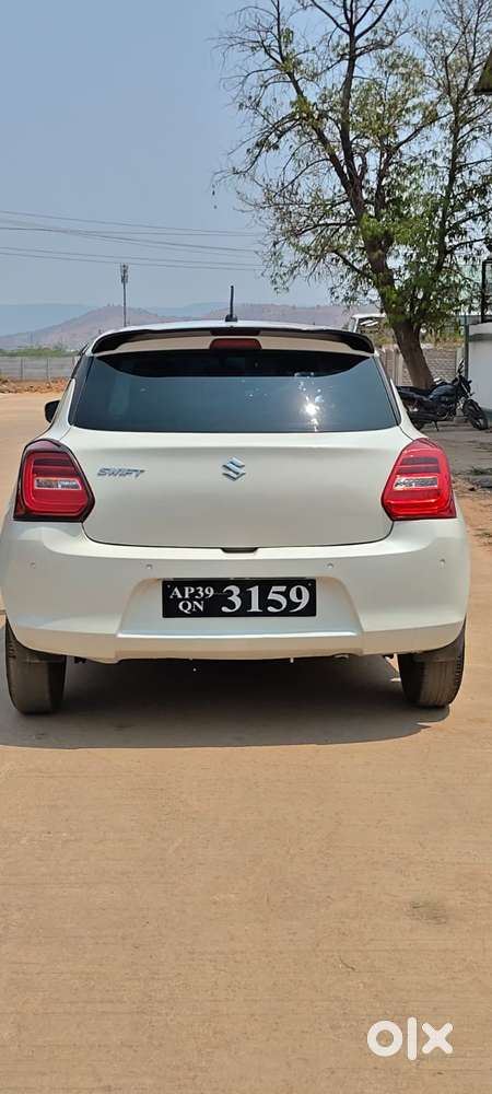 Maruti Suzuki Swift 1.2 Vxi (o), 2022, Petrol