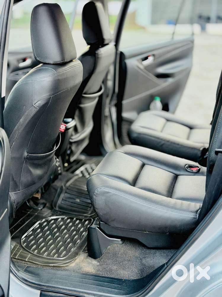 Toyota Innova Crysta 2.4 G Mt, 2017, Diesel
