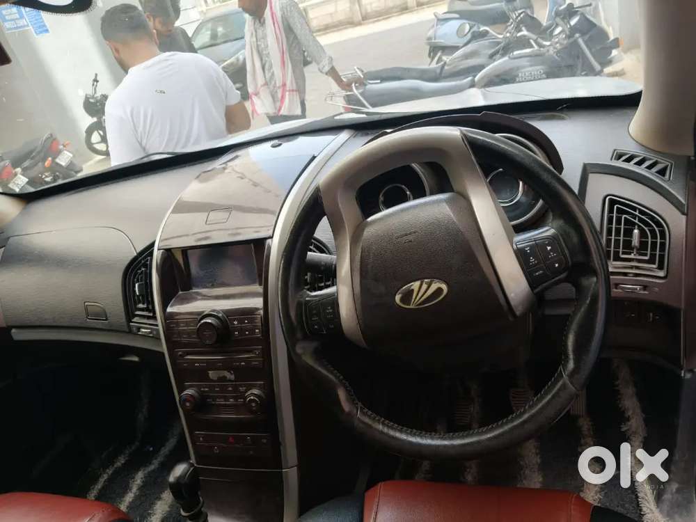 Mahindra Xuv500 2013