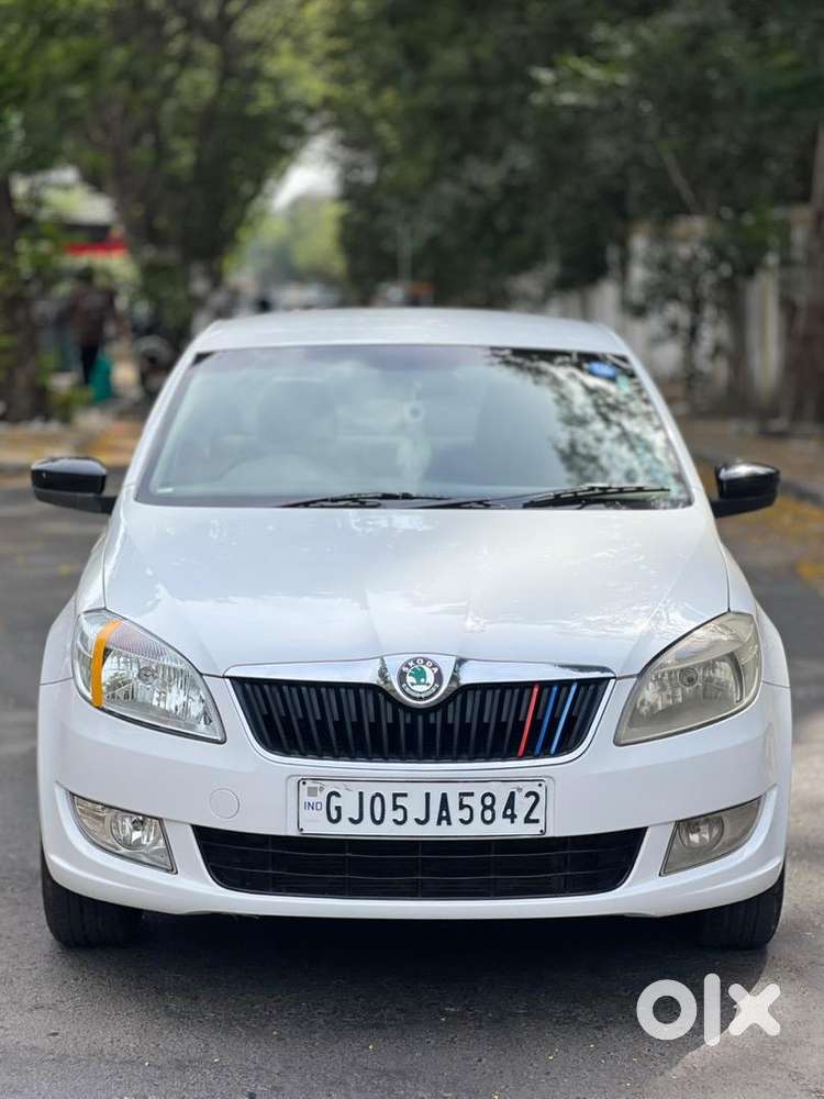 Skoda Rapid 2012 Petrol / Cng  Car