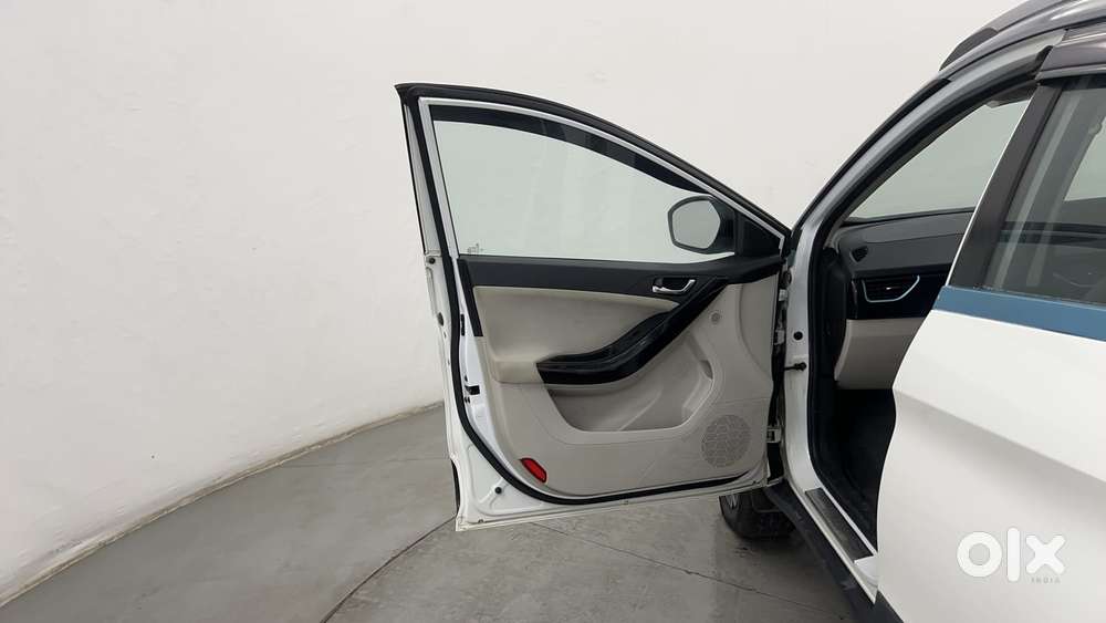 Tata Nexon Ev Xz Plus, 2022, Electric