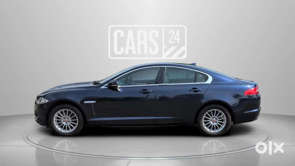 Jaguar Xf Petrol 2.0, 2015, Petrol