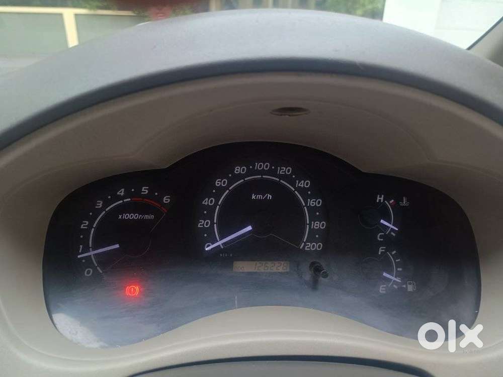 Toyota Innova 2.5 G (diesel) 7 Seater Bs Iv, 2010, Diesel