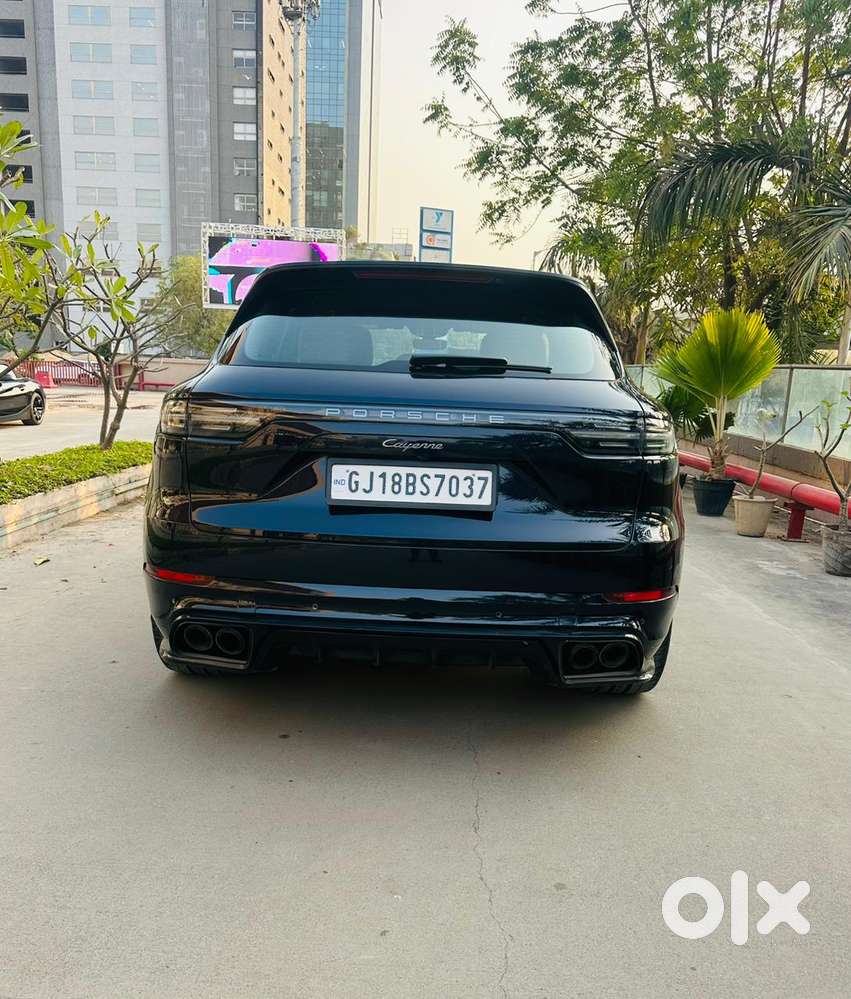 Porsche Cayenne E-hybrid Platinum Edition, 2023, Petrol