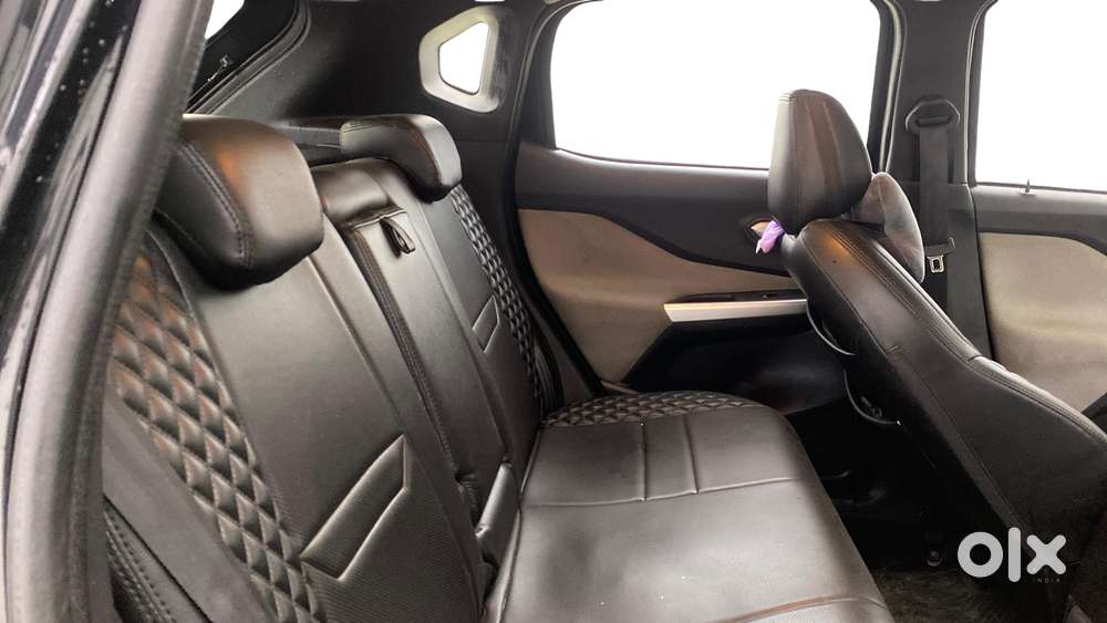Nissan Magnite 1.0 Xv, 2021, Petrol