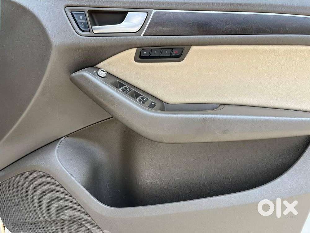 Audi Q5 30 Tdi Premium With Sunroof, 2016, Diesel