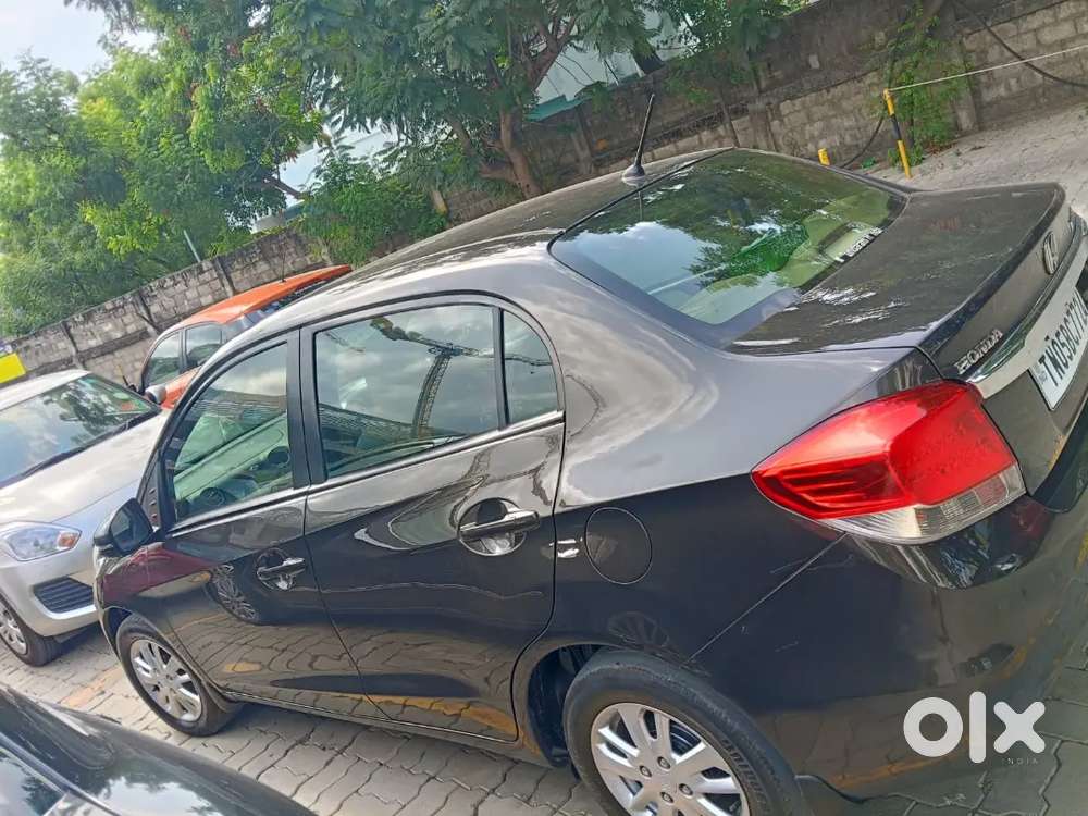 Honda Amaze 1.5 Exclusive Edition 2016