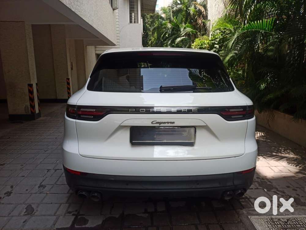 Porsche Cayenne 2023 Platinum Edition