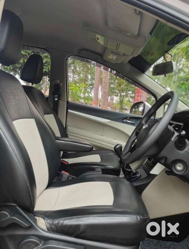 Mahindra Marazzo Diesel 2019