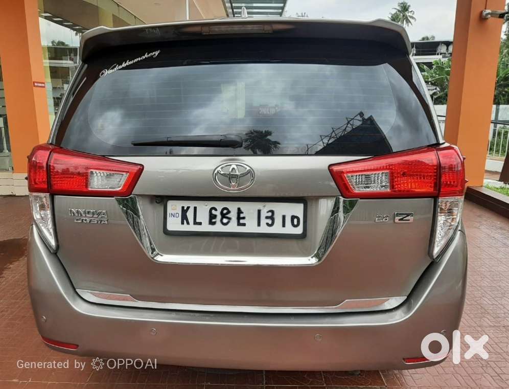 Toyota Innova Crysta 2.8 Zx At 7 Seater, 2016, Diesel