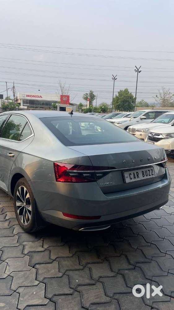 Skoda Superb 2.0 L&k Tsi At, 2020, Petrol