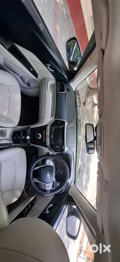 Mahindra Xuv300 W8 Option Diesel, 2022, Diesel