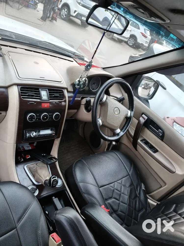 Tata Safari