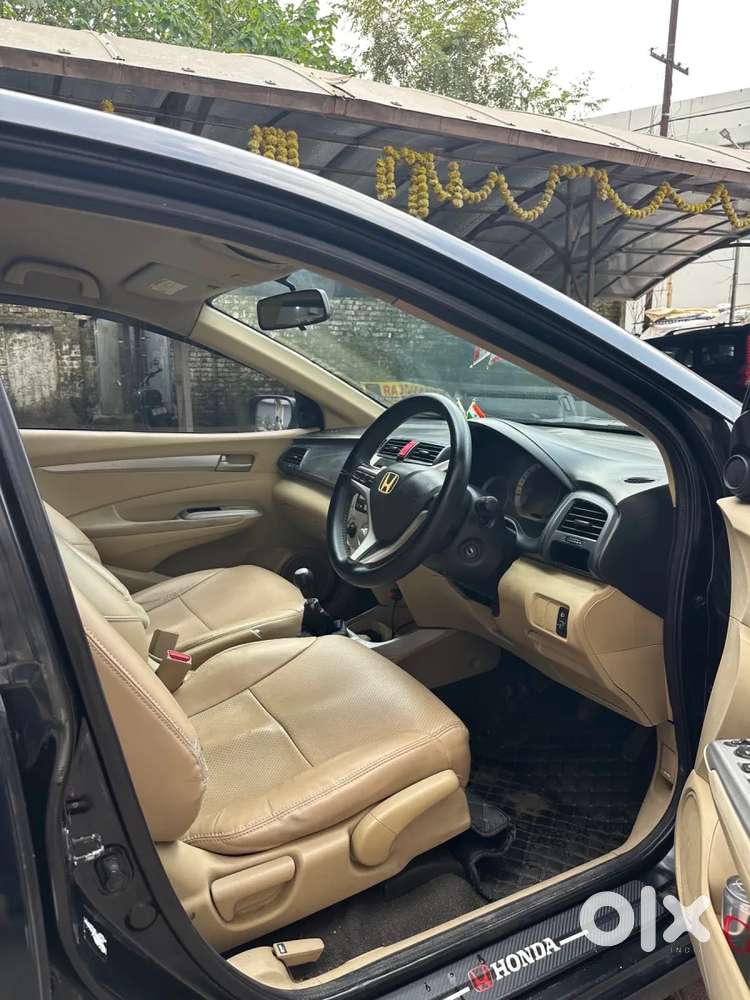 Honda City V Mt Exclusive, 2010, Petrol