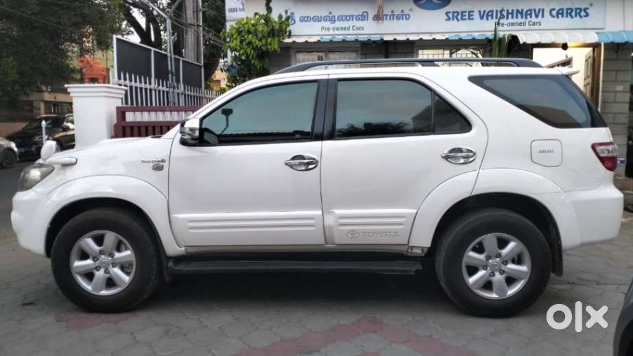 Toyota Fortuner 3.0 4x4 Manual, 2011, Diesel