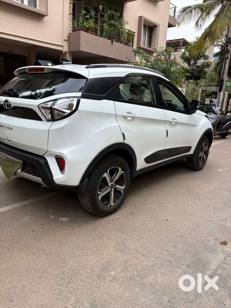 Tata Nexon Xza+ Hs (petrol Amt) 2022 White Colour, 23000 Run For Sale