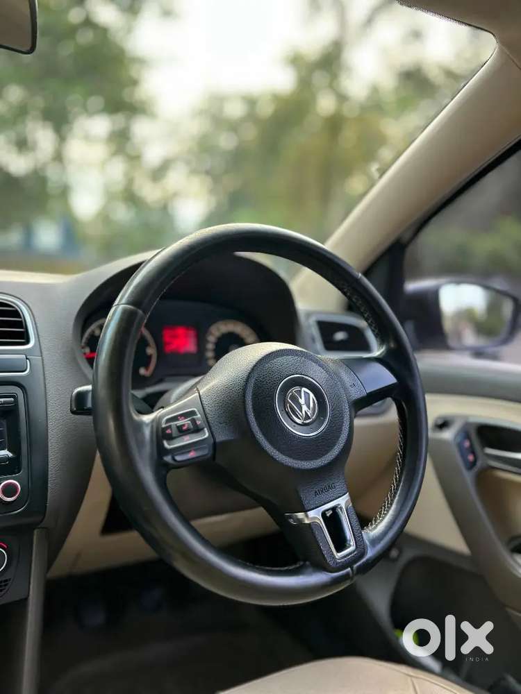 Volkswagen Vento Diesel 2013 Manual Highline