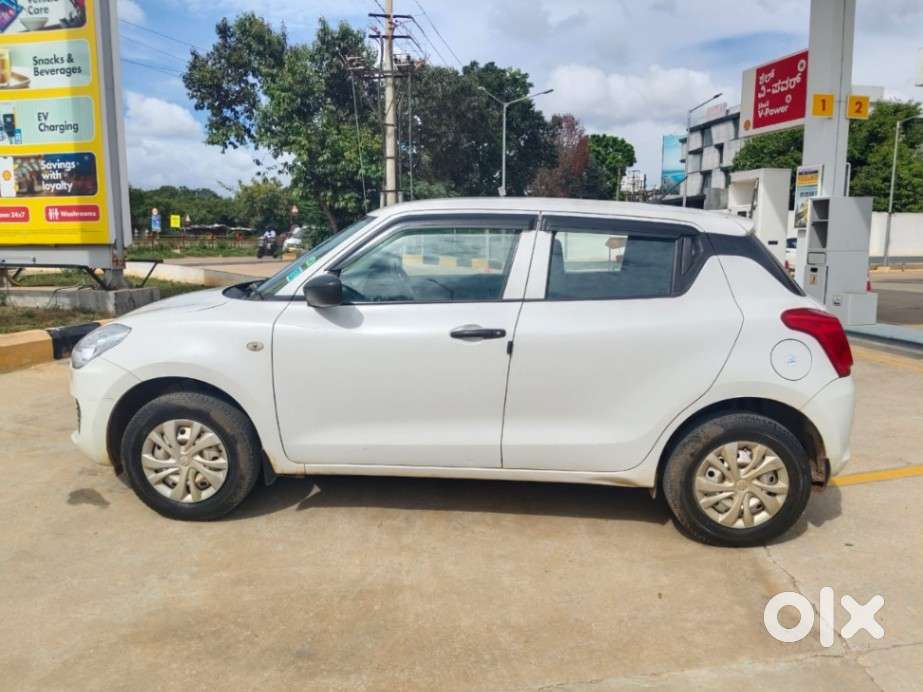 Maruti Suzuki Swift Lxi Optional-o, 2019, Petrol