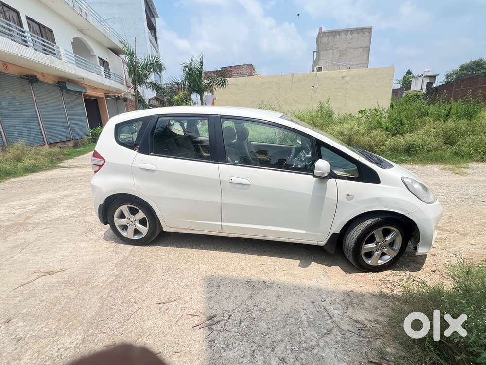 Honda Jazz 2012 Petrol 86000 Km Driven