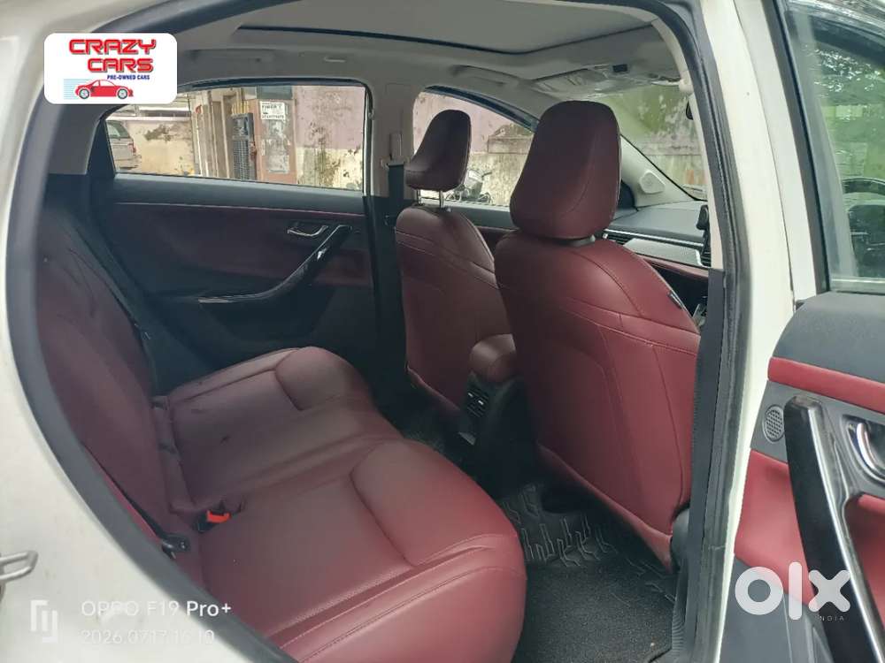 Tata Curvv, 2025, Petrol