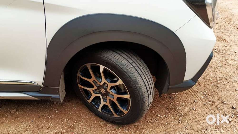 Maruti Suzuki Xl6, 2022
