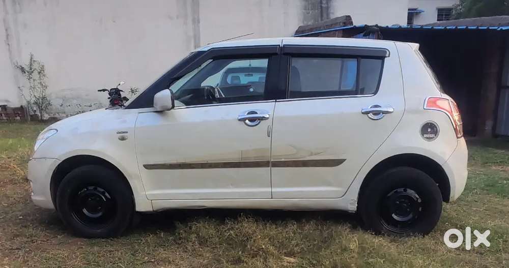 Maruti Suzuki Swift 2011 Diesel Good Condition No Any Problem