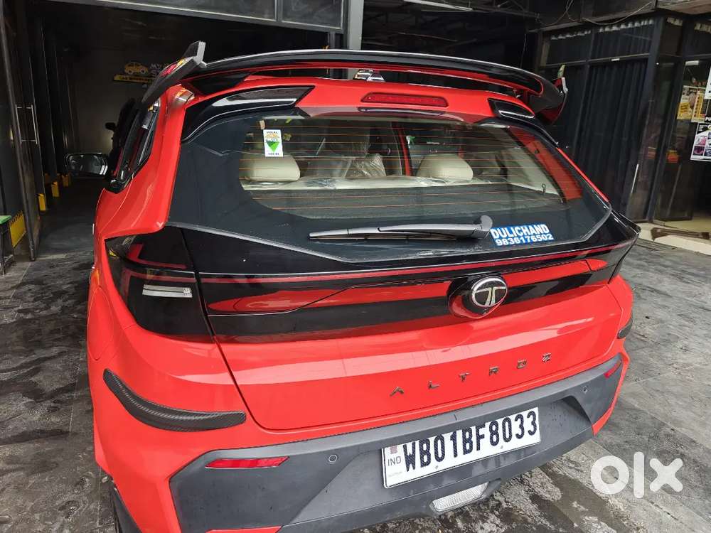 Tata Altroz Creative Petrol 2026