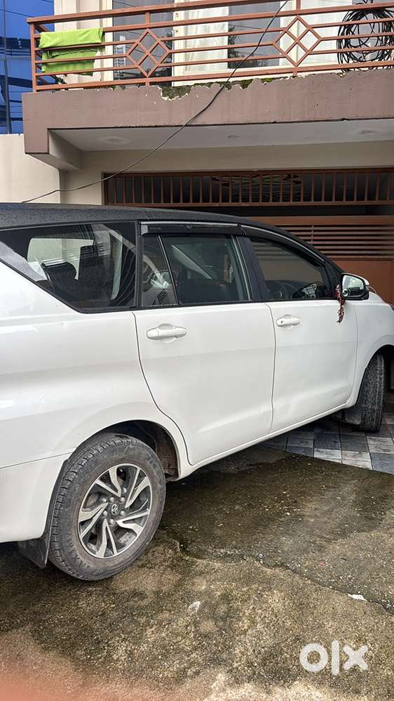 Toyota Innova Crysta Diesel 2024