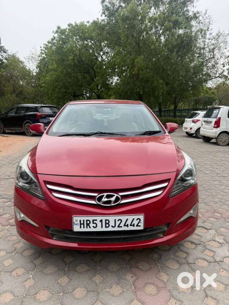 Hyundai Verna [ ] Fluidic 4s 1.6 Vtvt Sx At, 2016, Petrol